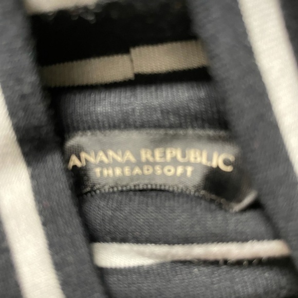 Banana republic Threadsoft neck top - Picture 3 of 4